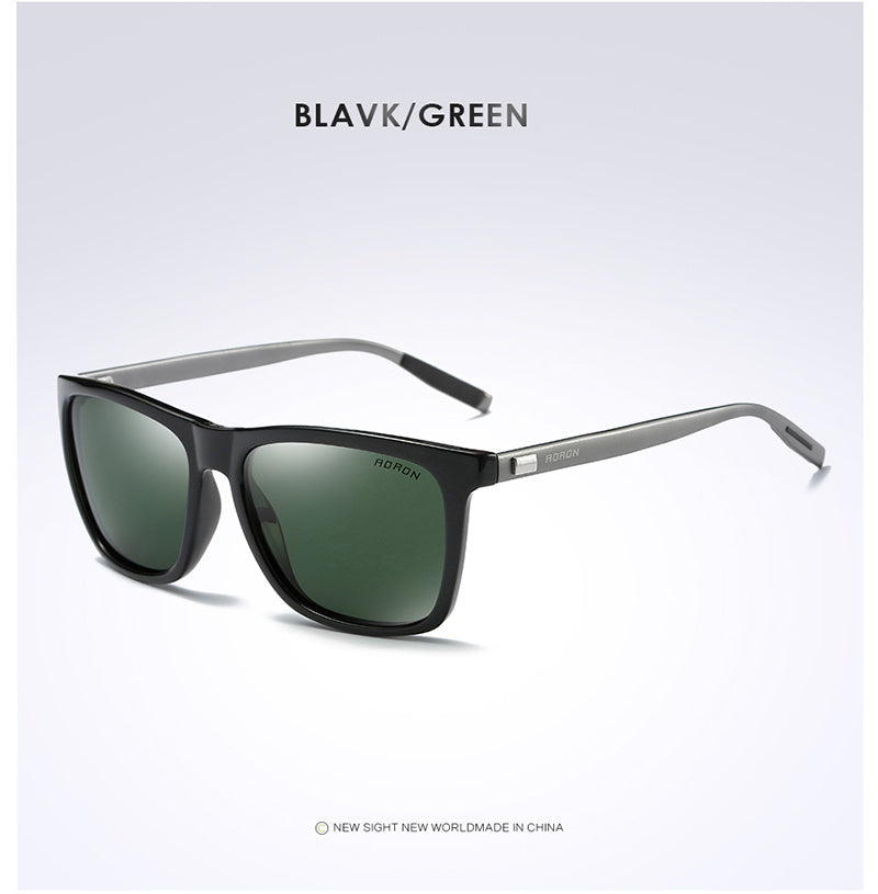 Lunettes de Soleil Rectangulaires Élégantes – Style Intemporel